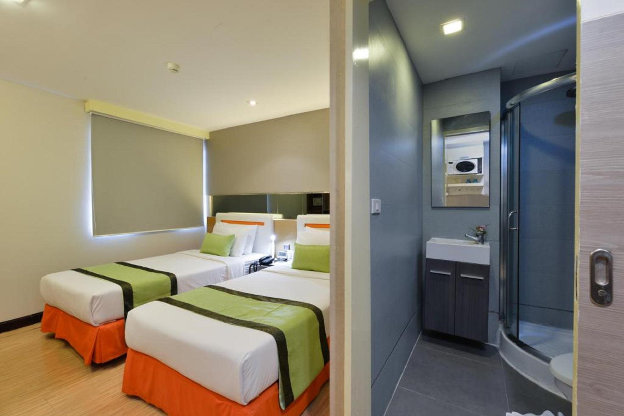 Hotel Arawana Express Phromphong Bangkok Esterno foto