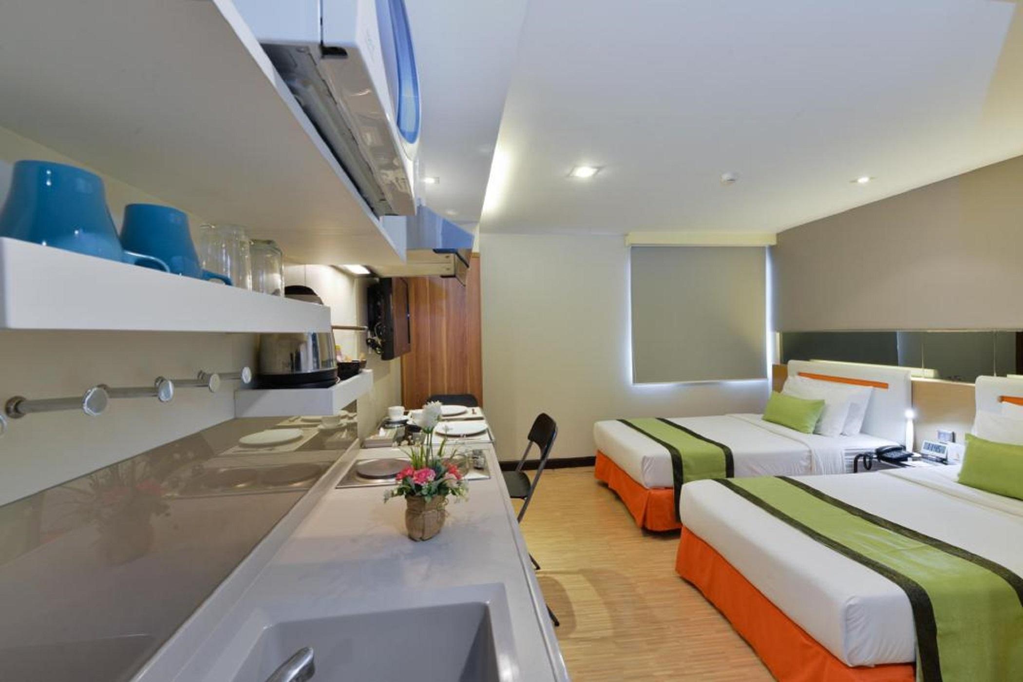 Hotel Arawana Express Phromphong Bangkok Esterno foto