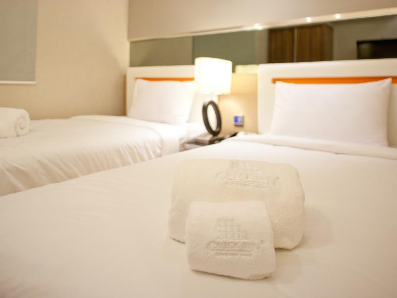 Hotel Arawana Express Phromphong Bangkok Esterno foto
