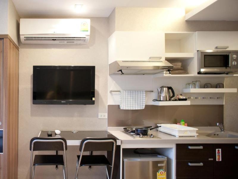 Hotel Arawana Express Phromphong Bangkok Esterno foto
